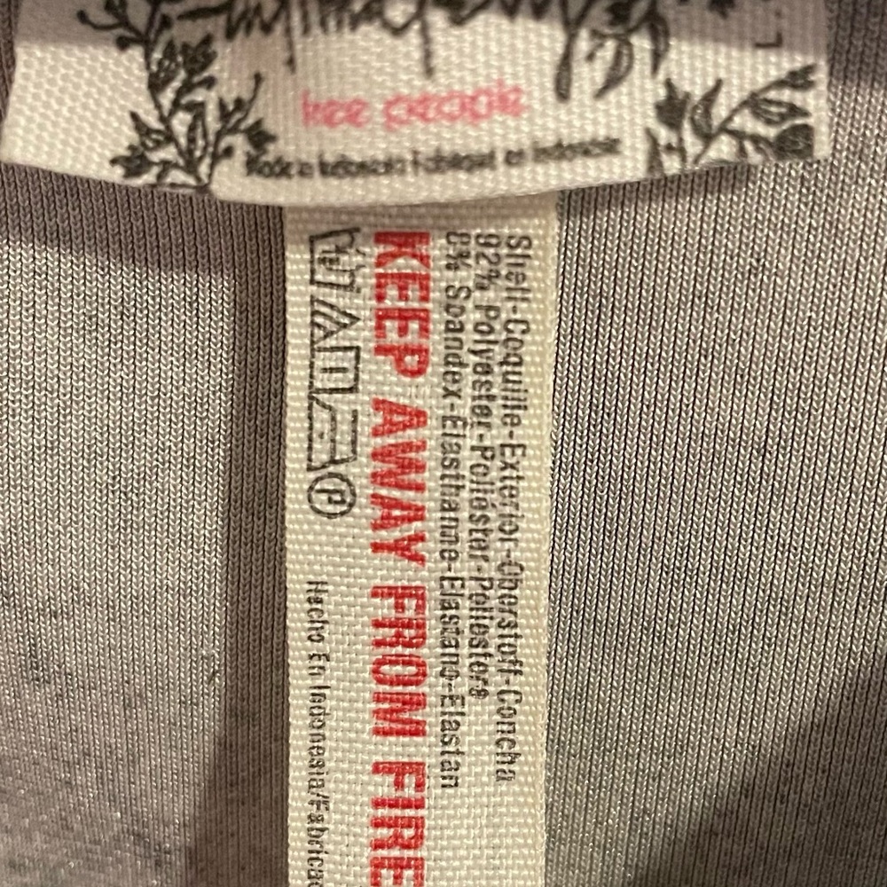 Gray Top - image 5